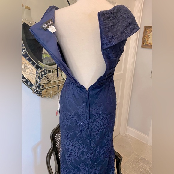 NWT La Femme Wedding Lace Rhinestone Classic Fitted Special Occasion Dress - Picture 15 of 16